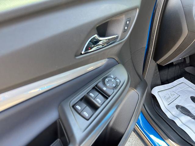 Used 2022 Chevrolet Bolt EUV LT w/ Convenience Package FWD image 14