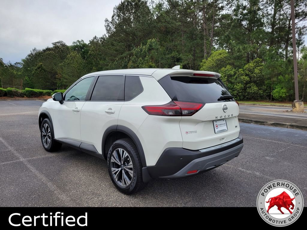 Used 2023 Nissan Rogue SV image 3