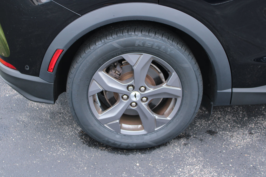 Certified 2023 Ford Mustang Mach-E Select AWD/4WD image 19