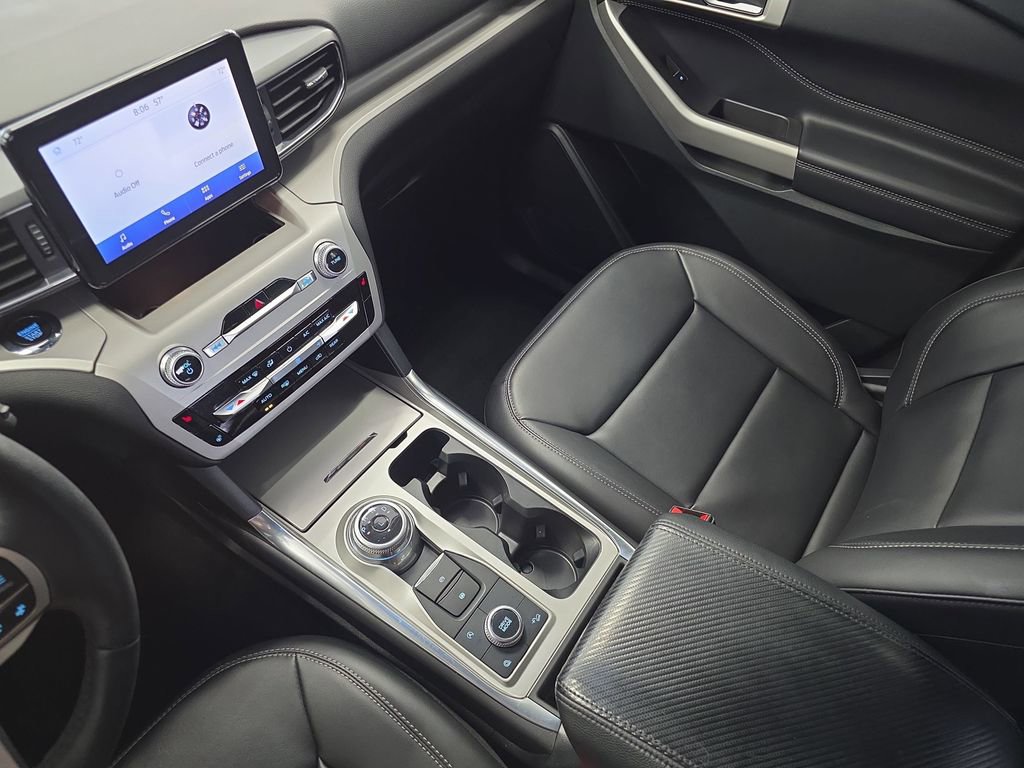 Certified 2023 Ford Explorer XLT w/ Equipment Group 202A AWD/4WD image 26