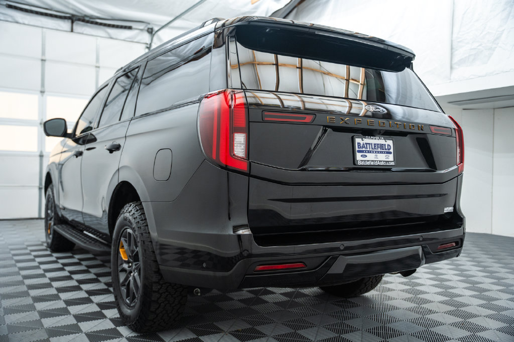 Certified 2025 Ford Expedition Tremor AWD/4WD image 7