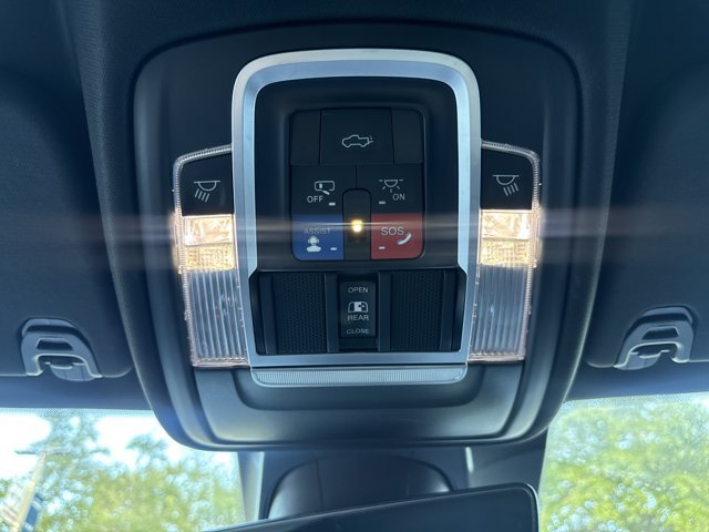 Used 2023 RAM 1500 Laramie AWD/4WD image 31