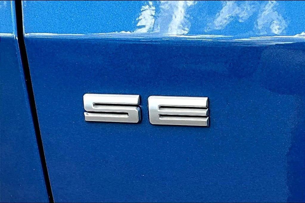 Certified 2022 Ford Escape SE w/ SE Sport Appearance Package AWD/4WD image 27