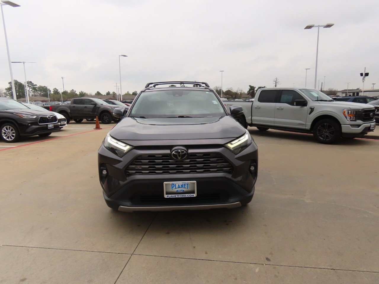 Used 2023 Toyota RAV4 Limited image 8