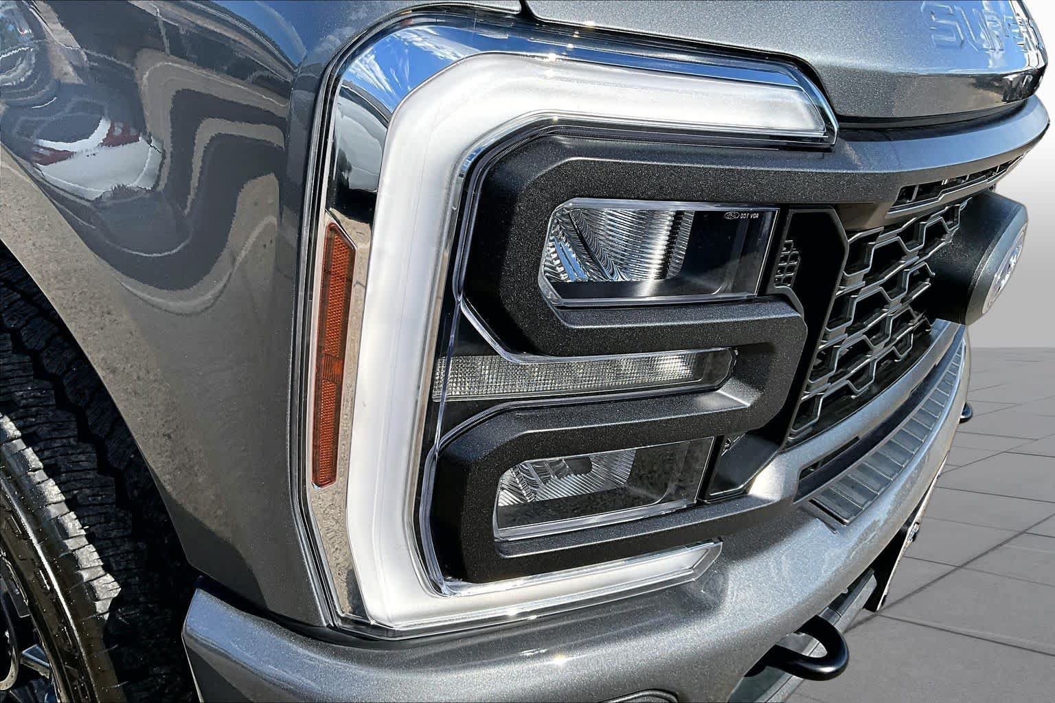 Certified 2024 Ford F250 Lariat w/ Sport Appearance Package AWD/4WD image 27