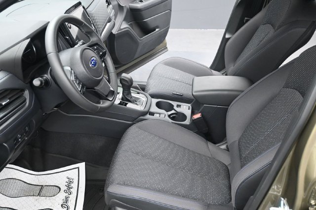 Used 2025 Subaru Forester Premium AWD/4WD image 6