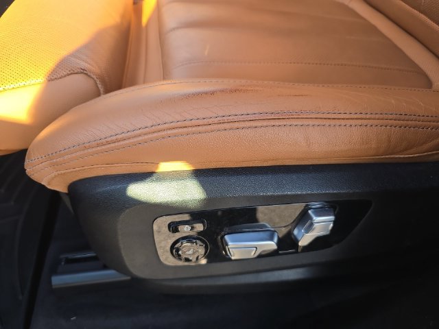 Used 2022 BMW X5 xDrive45e AWD/4WD image 12