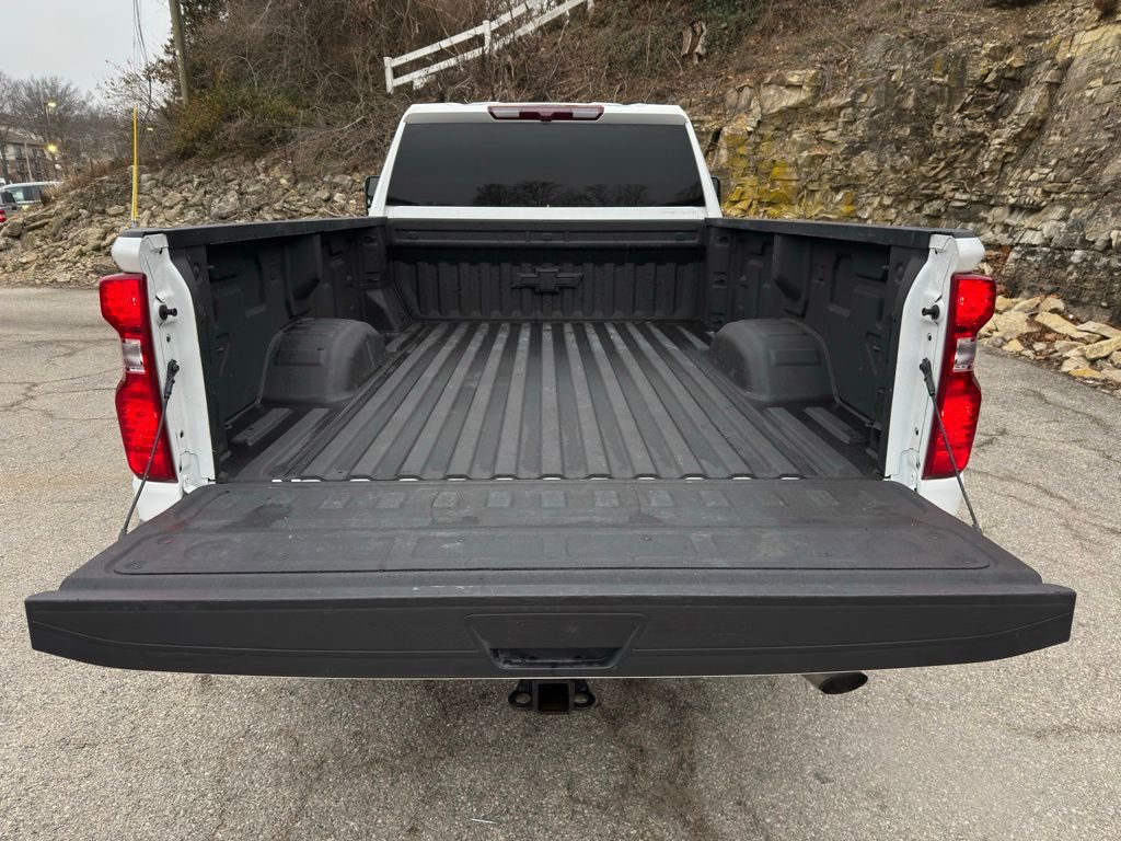 Used 2024 Chevrolet Silverado 3500 LT w/ All Star Edition image 9