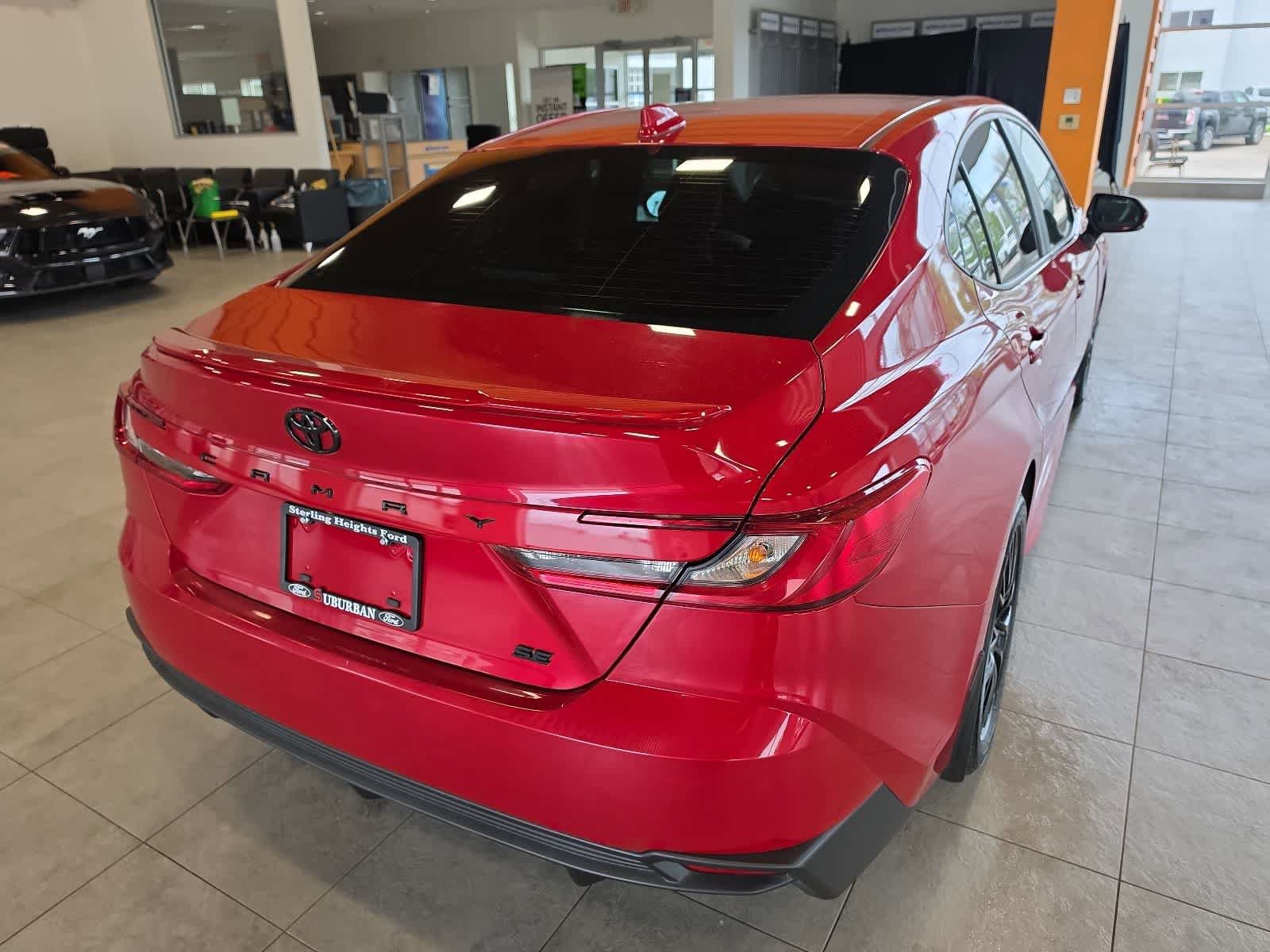 Used 2025 Toyota Camry XSE AWD/4WD image 8