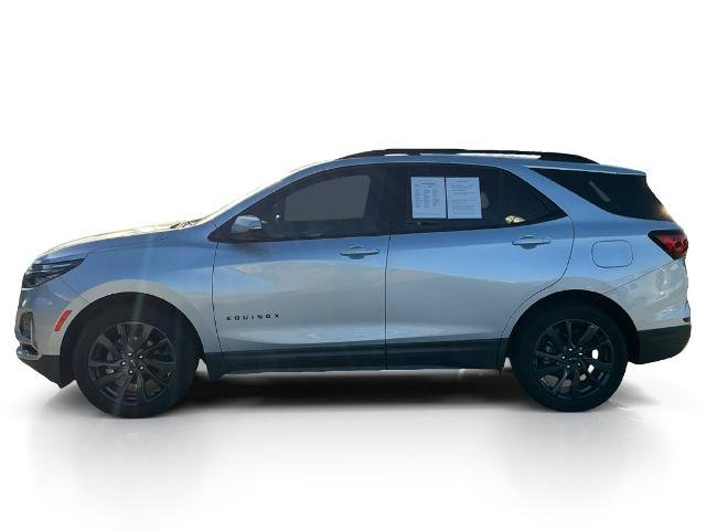 Used 2022 Chevrolet Equinox RS w/ RS Leather Package FWD image 5