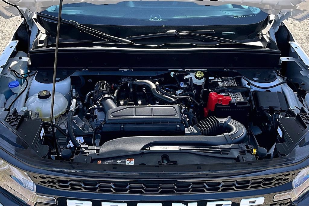 Certified 2025 Ford Bronco Sport Outer Banks w/ Outer Banks Tech Package+ AWD/4WD image 10