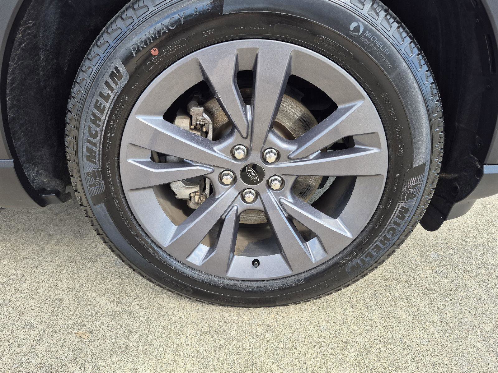 Certified 2023 Ford Explorer XLT w/ Equipment Group 202A image 9