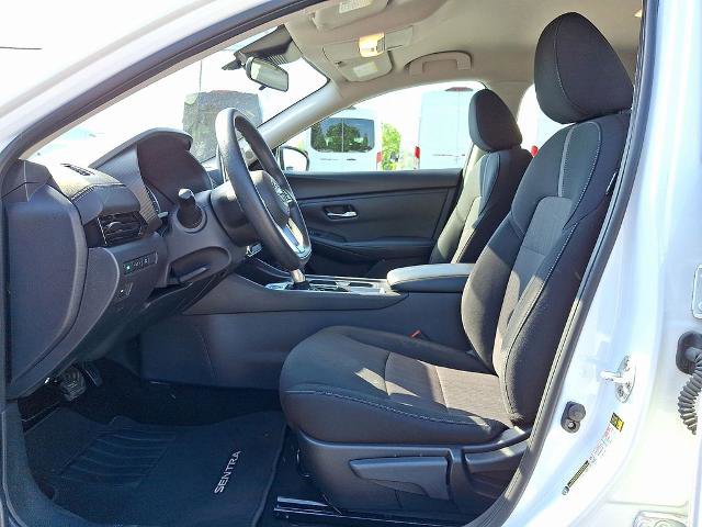 Used 2024 Nissan Sentra SV FWD image 13