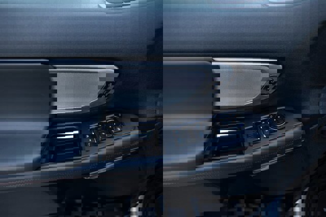 Certified 2025 Ford Expedition Active image 17