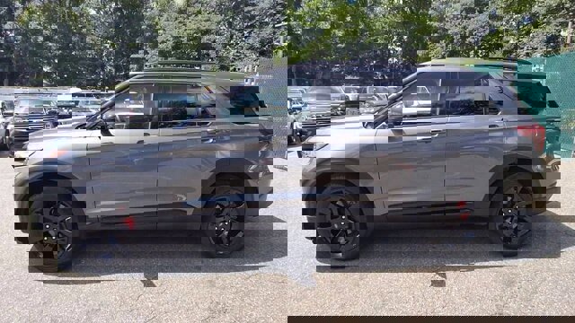 Certified 2022 Ford Explorer ST w/ Equipment Group 401A image 3