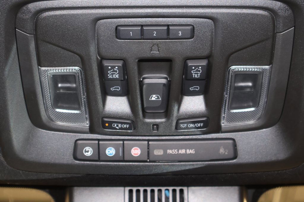 Used 2022 Chevrolet Silverado 1500 High Country w/ High Country Premium Package image 39