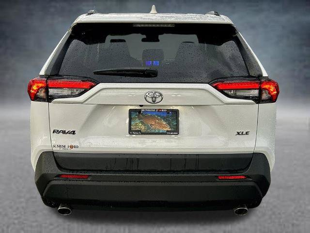 Used 2025 Toyota RAV4 XLE FWD image 7