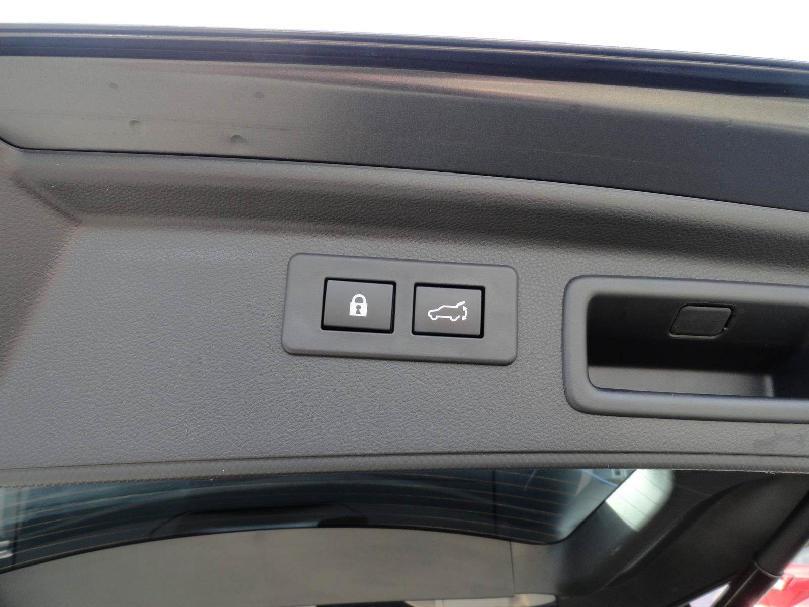 Used 2023 Subaru Forester Limited AWD/4WD image 24