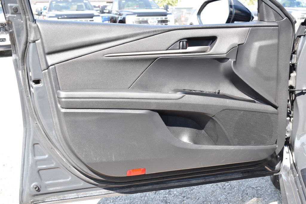 Used 2025 Toyota Camry LE FWD image 26
