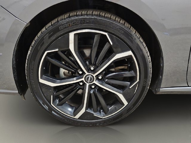 Used 2024 Nissan Altima 2.5 SR FWD image 25