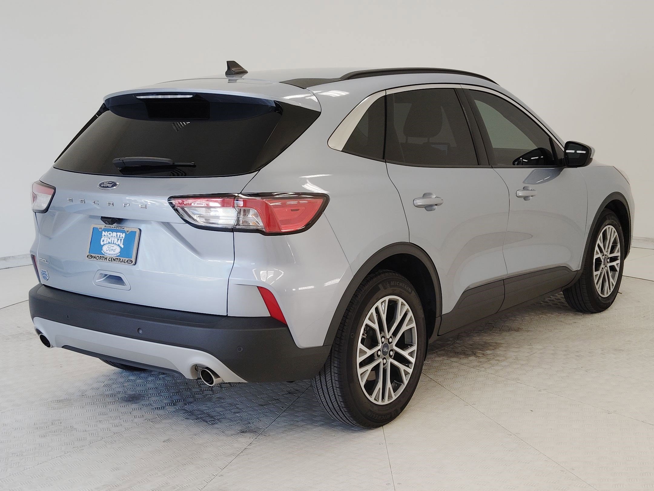 Certified 2022 Ford Escape SEL w/ Technology Package image 6