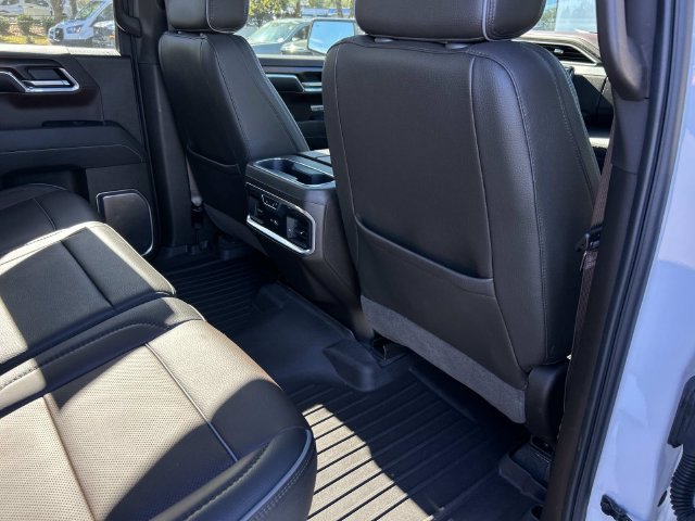 Used 2024 GMC Sierra 1500 Denali AWD/4WD image 26