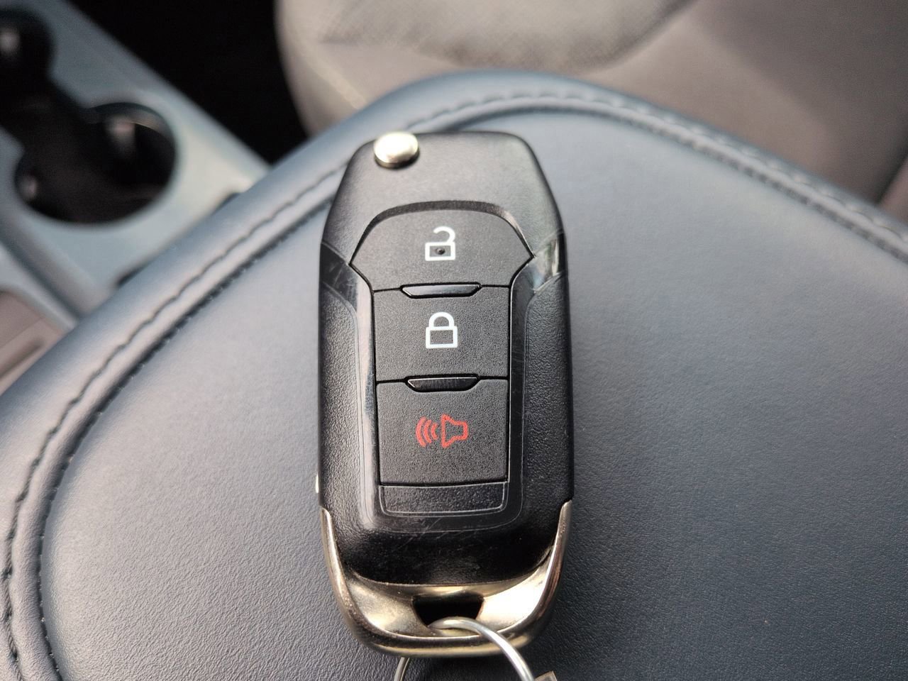 Certified 2025 Ford Maverick XL image 26