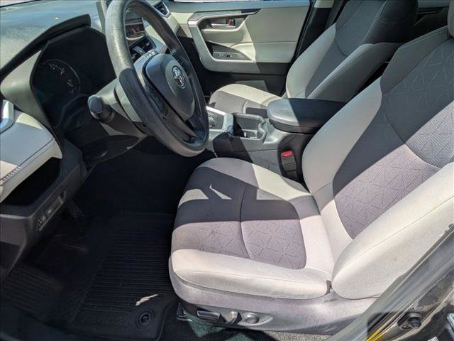 Used 2024 Toyota RAV4 XLE FWD image 16