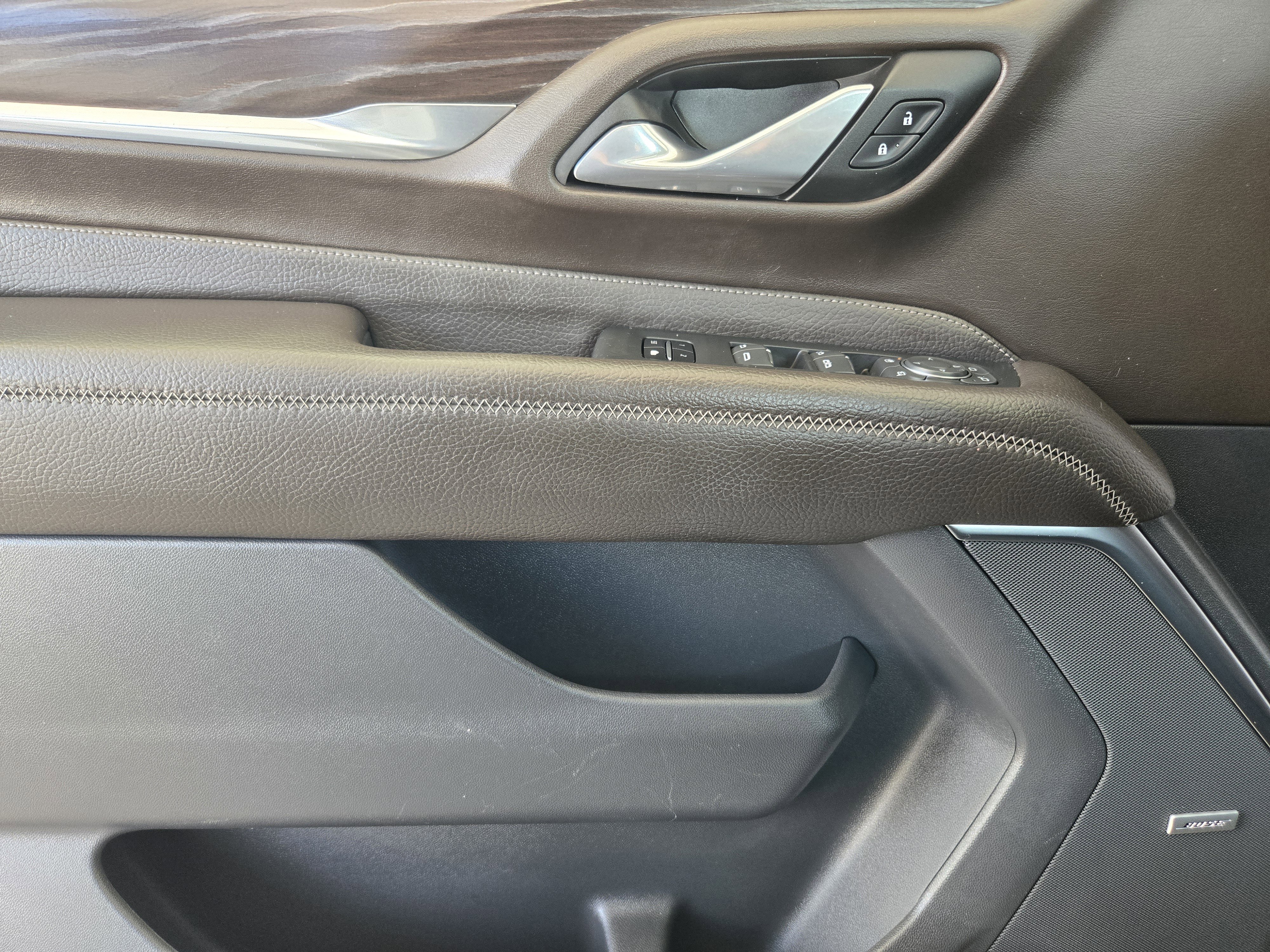 Used 2021 GMC Yukon Denali w/ Advanced Technology Package RWD image 17
