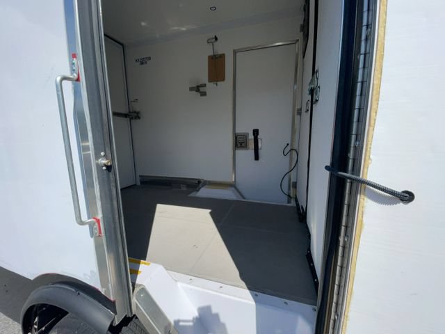 Certified 2024 Ford E-350 and Econoline 350 Super Duty w/ Power Windows & Locks Group RWD image 27