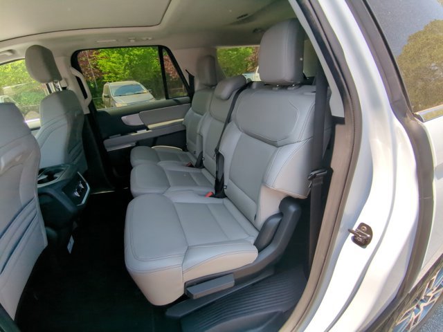 Certified 2025 Ford Expedition Max Active AWD/4WD image 31