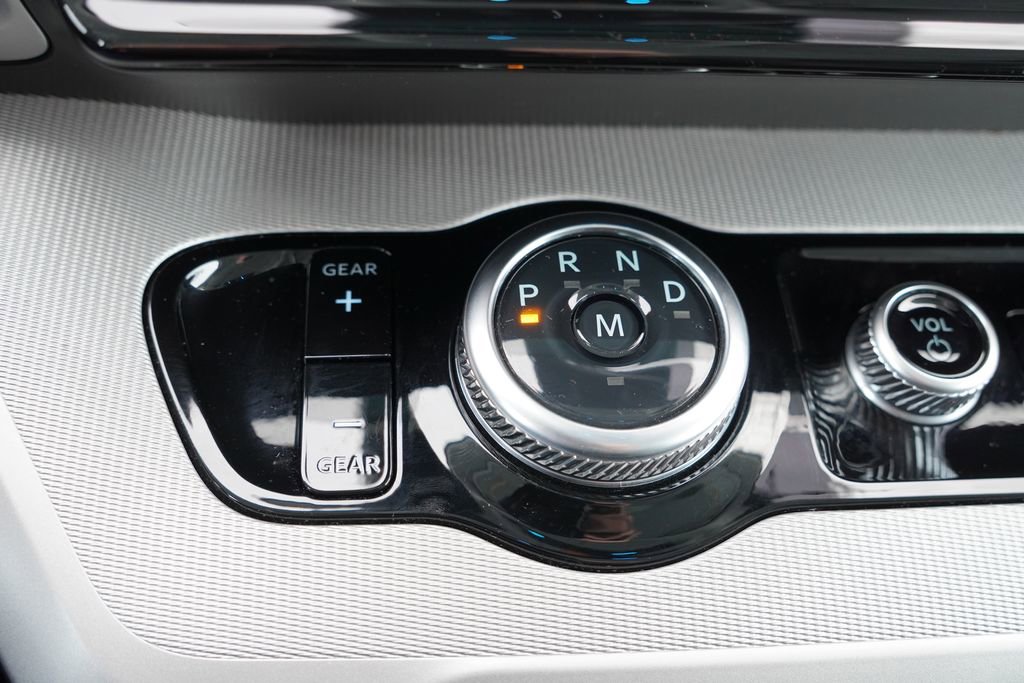 Certified 2025 Ford Expedition Active image 33