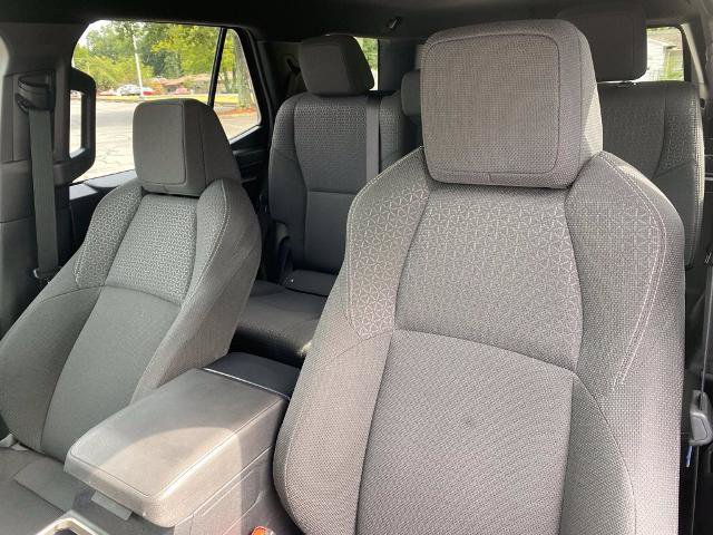 Used 2025 Toyota 4Runner SR5 AWD/4WD image 11