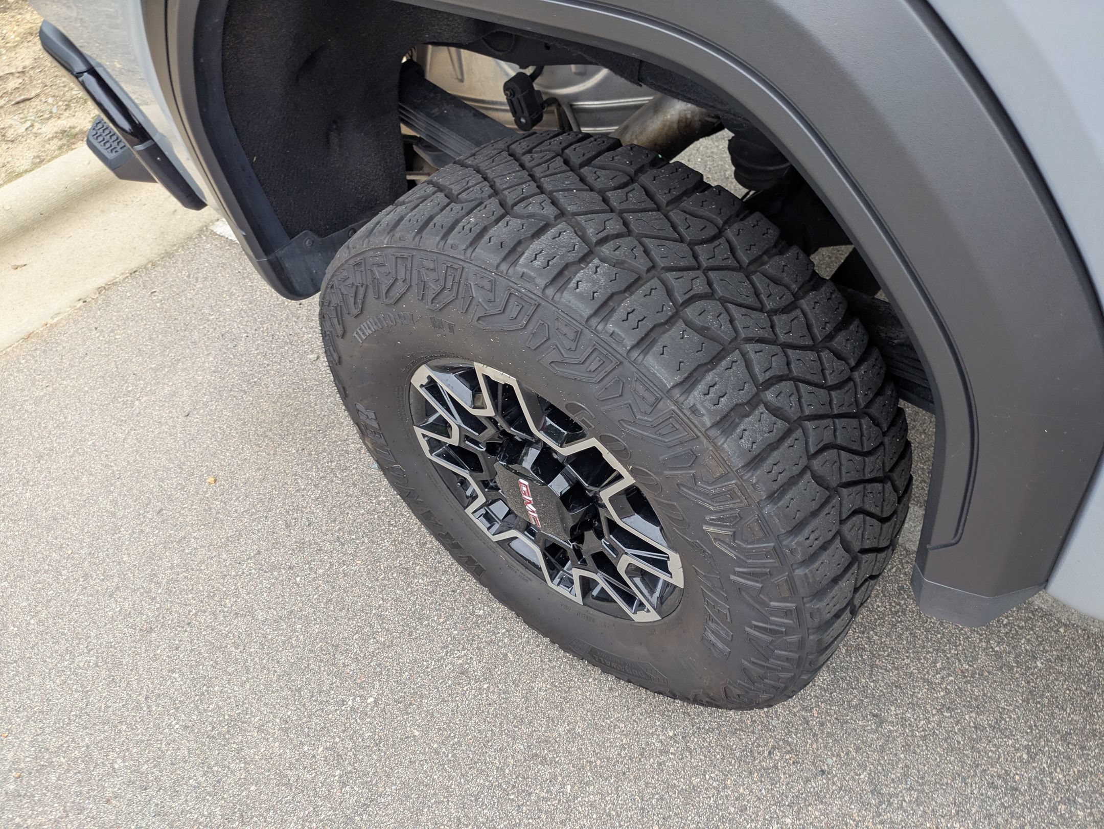 Used 2024 GMC Sierra 2500 AT4X AWD/4WD image 43