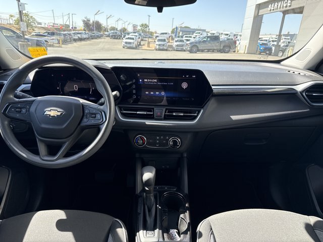 Used 2024 Chevrolet TrailBlazer LS w/ LS Convenience Package FWD image 15