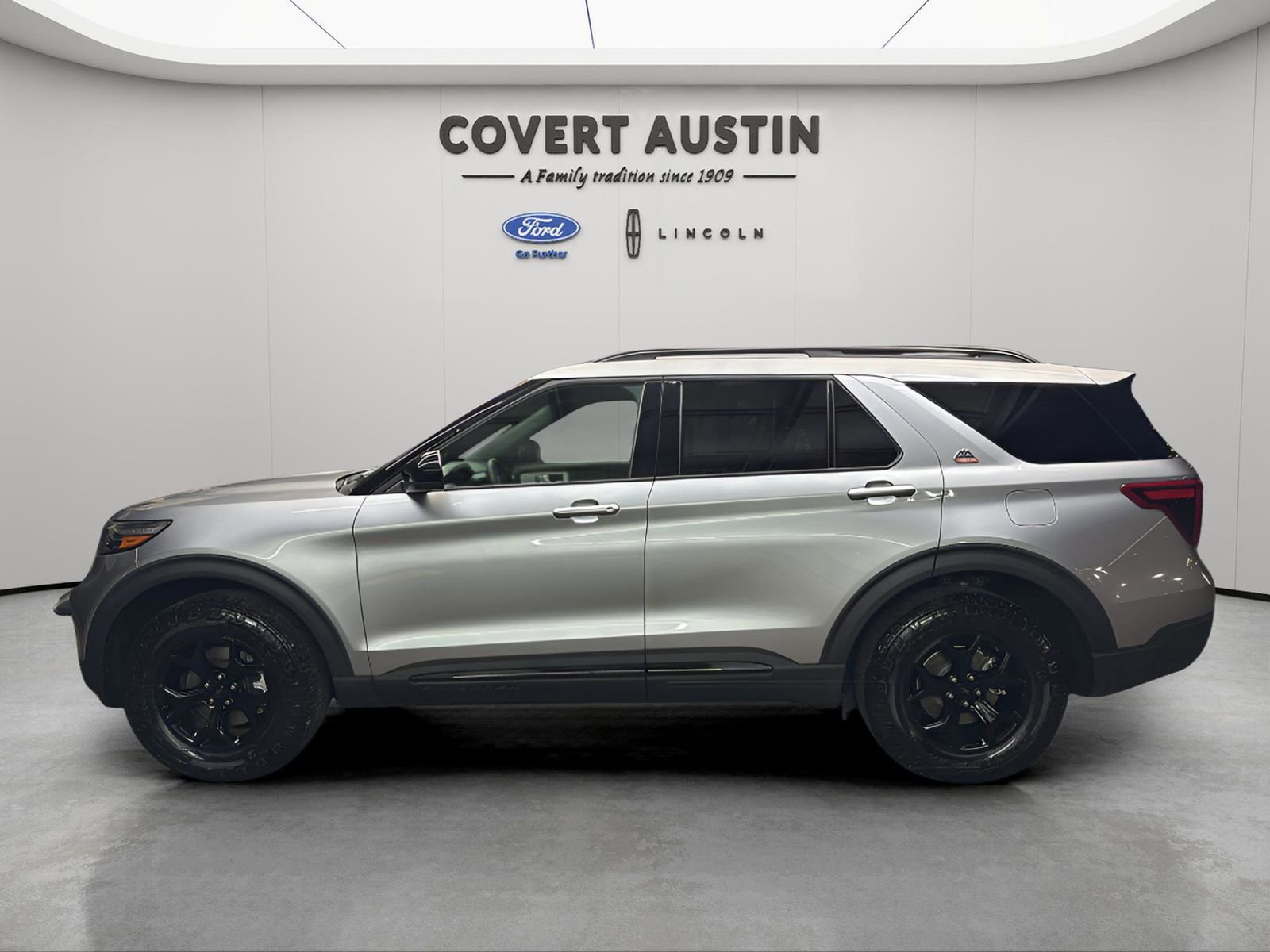 Certified 2023 Ford Explorer Timberline w/ Timberline Technology Package image 2