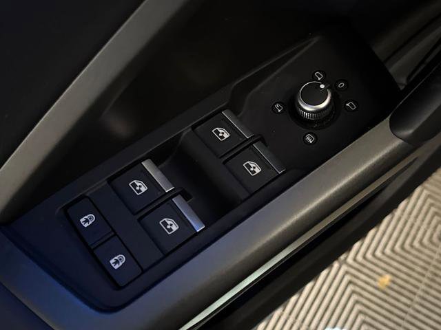 Used 2022 Audi Q3 2.0T Premium Plus w/ Premium Plus Package image 17