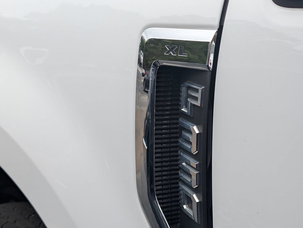 Certified 2022 Ford F350 XL w/ Power Equipment Group AWD/4WD image 16