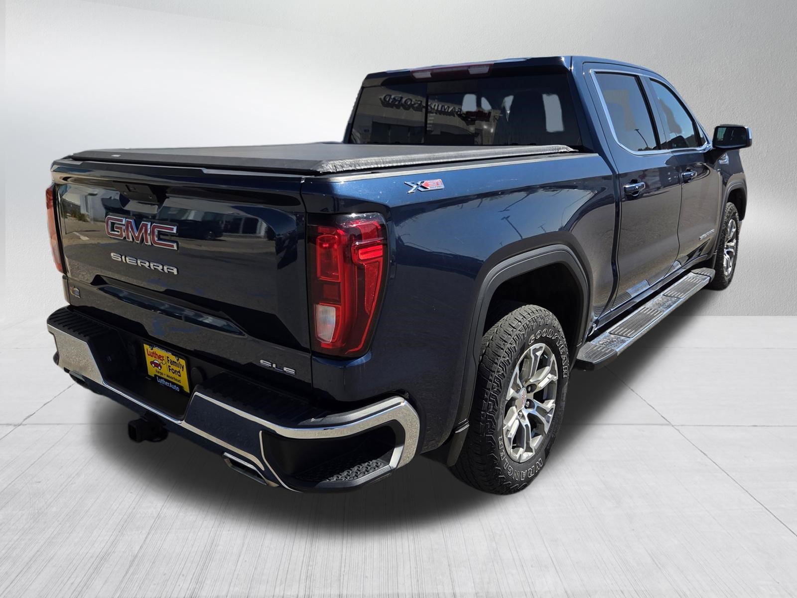 Used 2020 GMC Sierra 1500 SLE w/ SLE Value Package AWD/4WD image 7