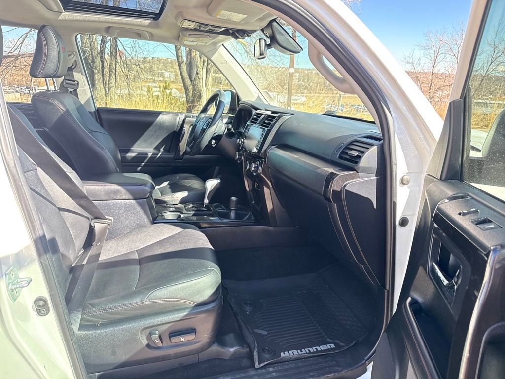 Used 2020 Toyota 4Runner TRD Off-Road Premium w/ Moonroof Package image 21