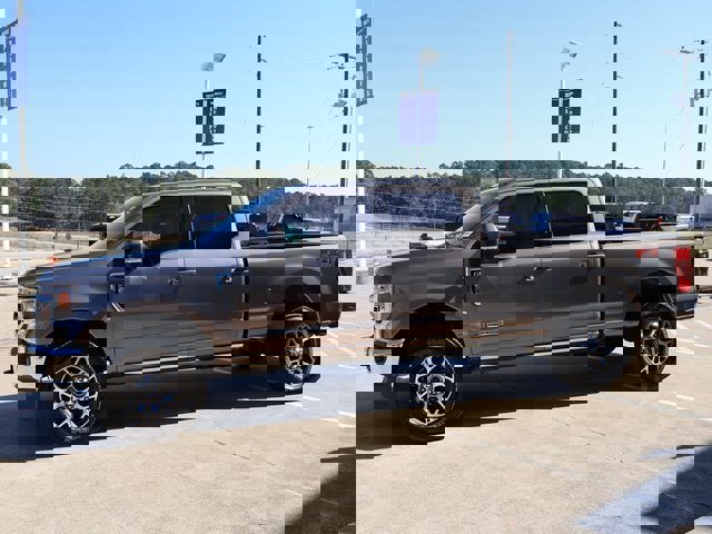 Certified 2022 Ford F250 Lariat w/ Lariat Value Package image 2