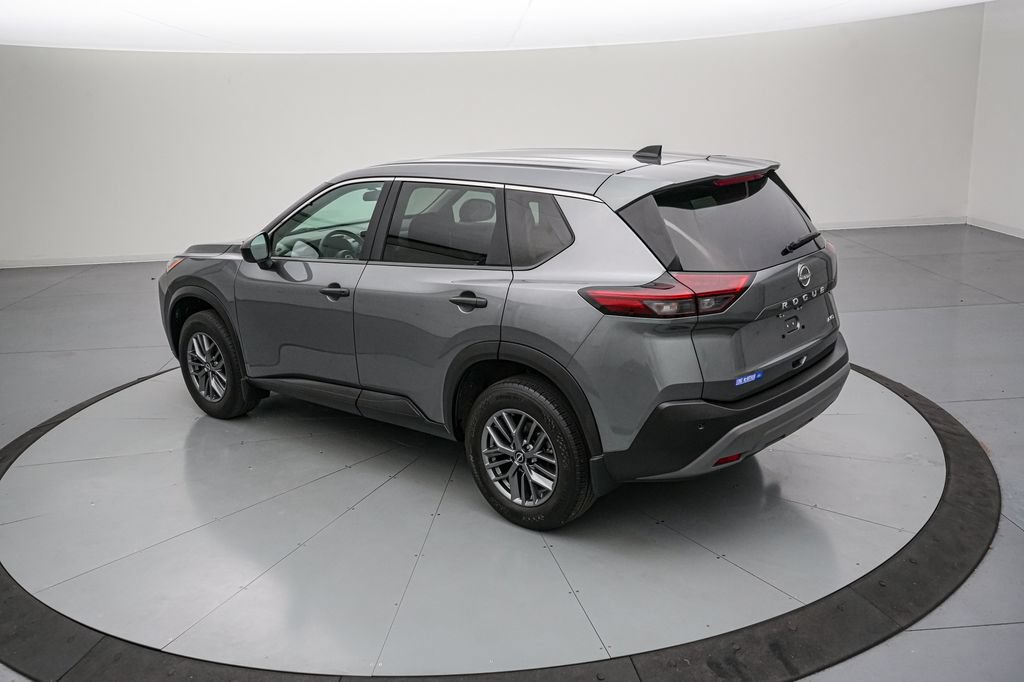 Used 2023 Nissan Rogue S AWD/4WD image 6