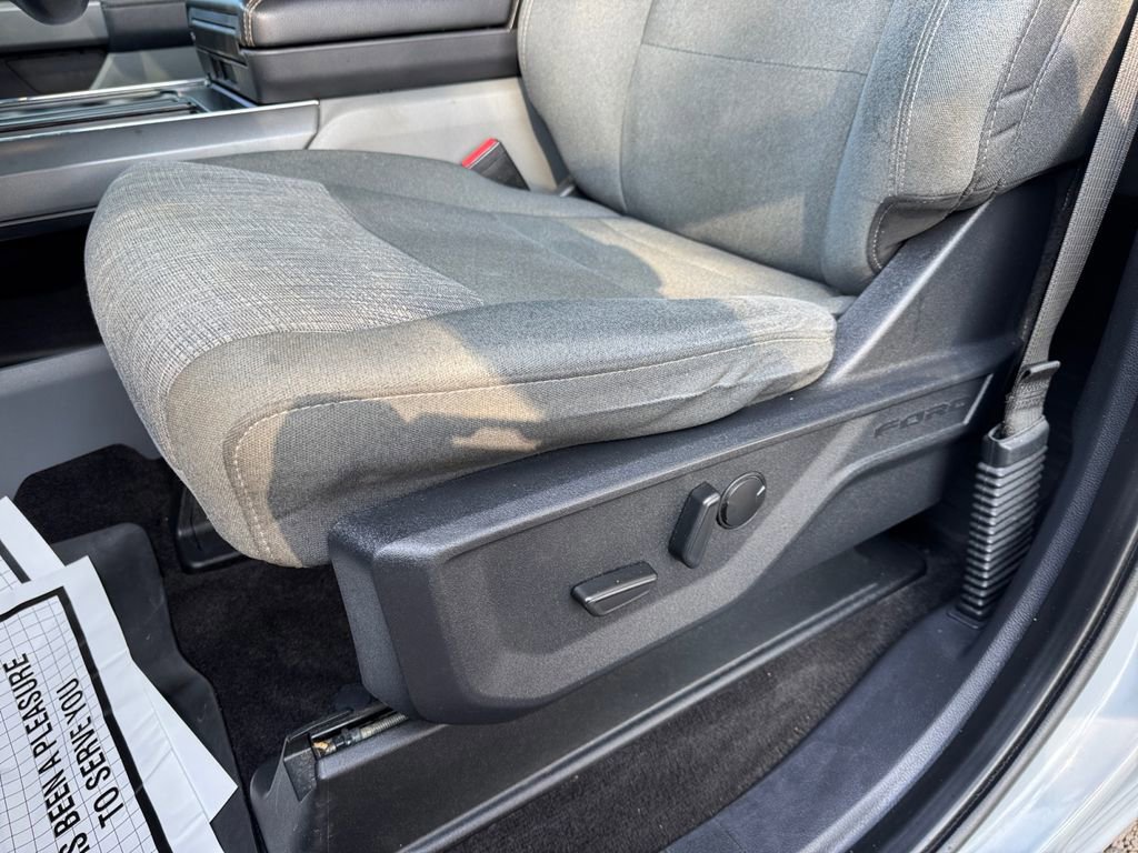 Certified 2022 Ford F150 XLT w/ Equipment Group 302A High image 33