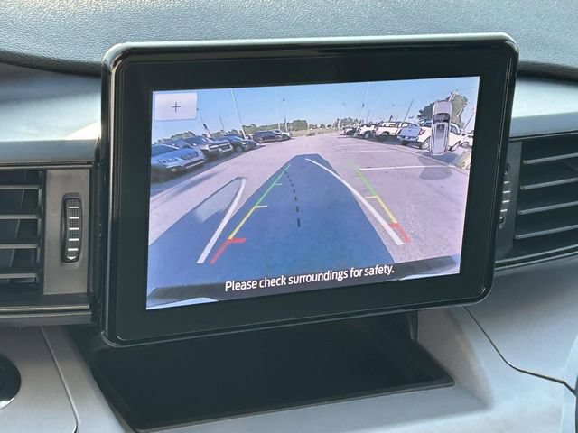 Certified 2023 Ford Explorer XLT RWD image 24