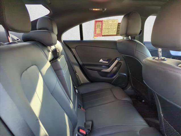 Used 2022 Mercedes-Benz CLA 250 4MATIC image 23