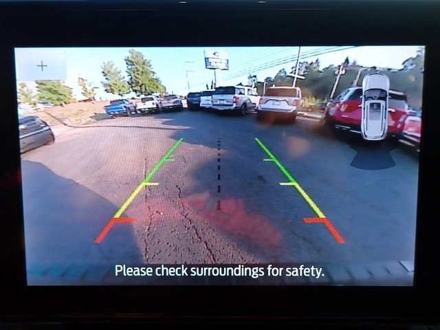 Certified 2022 Ford Explorer XLT w/ Equipment Group 202A image 27