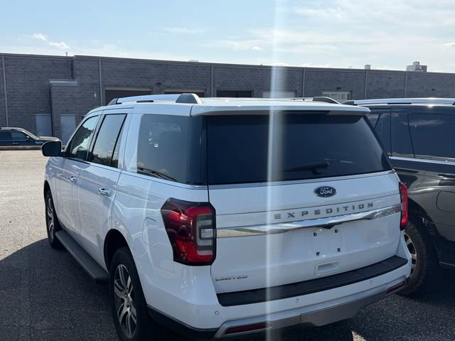 Certified 2024 Ford Expedition Limited AWD/4WD image 3