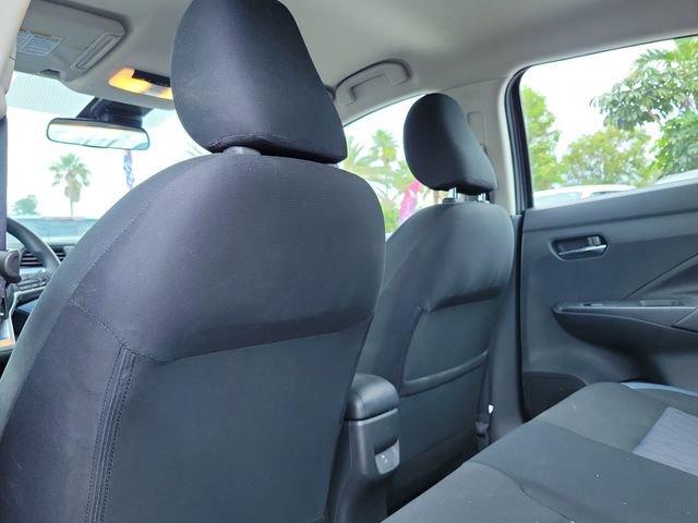 Used 2025 Nissan Versa SV FWD image 10
