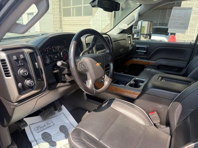 Used 2019 Chevrolet Silverado 2500 High Country AWD/4WD image 21