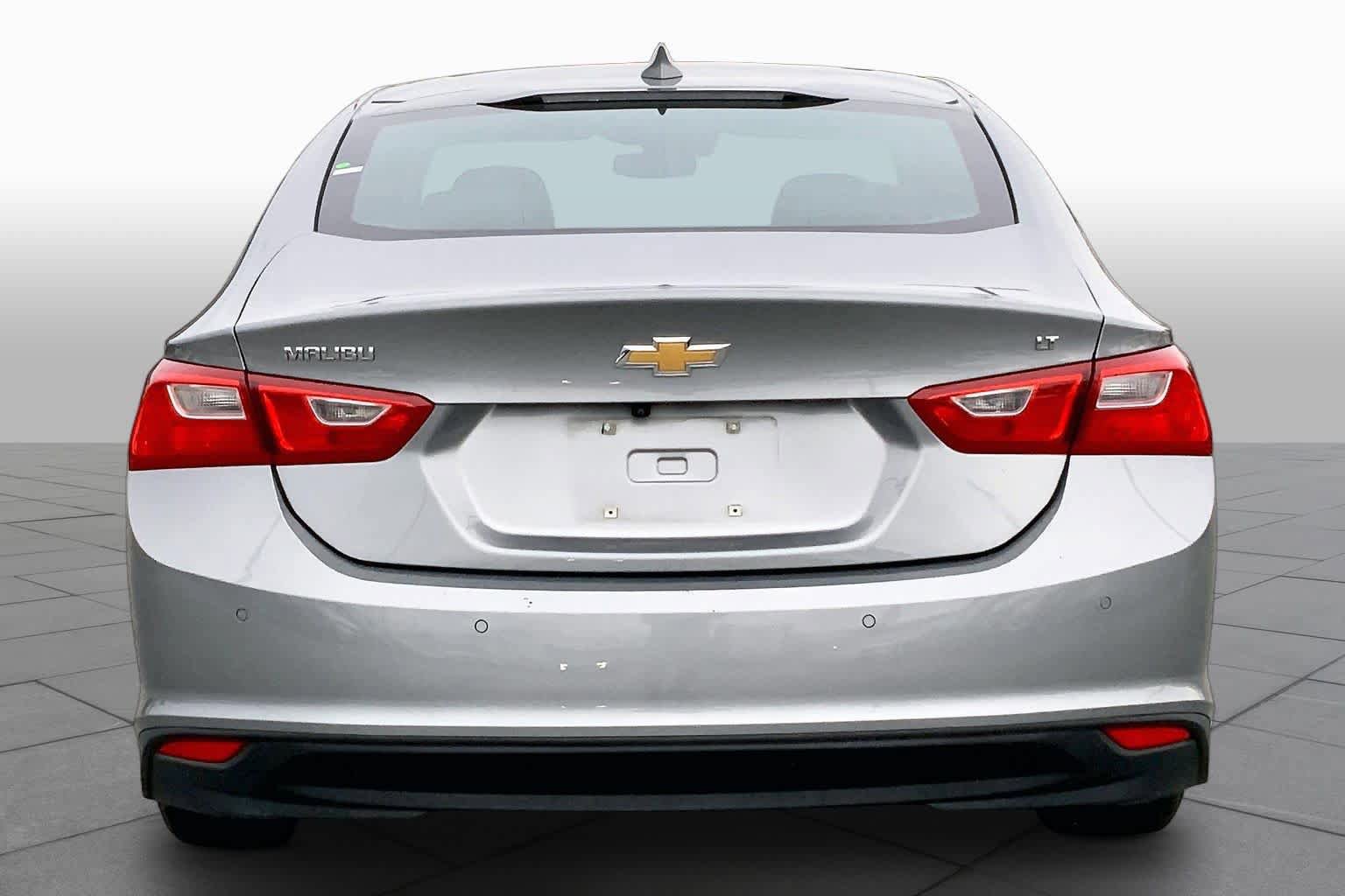 Used 2024 Chevrolet Malibu LT FWD image 5